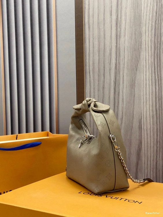 VUITTON WHY LOUIS PM KNOT 0727